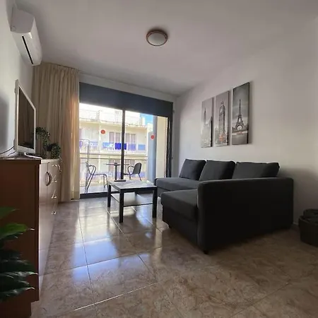 Apartment Al48 Near Leisure And Lloret Lloret de Mar
